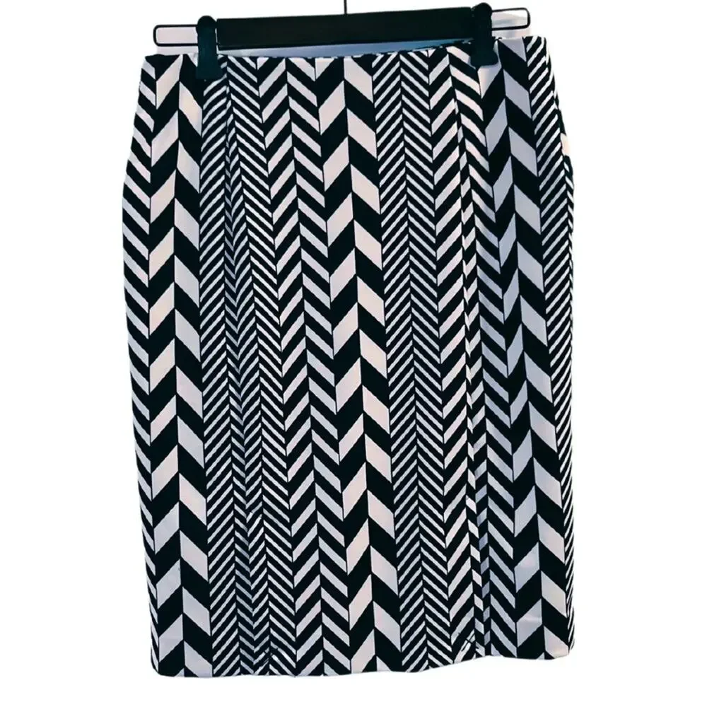 Michael Michael Kors Women's Chevron Skirt Size 4